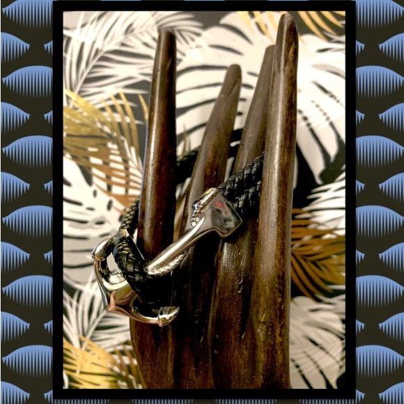 Anchor Bracelet with Leather Band - Picture 3 of 3